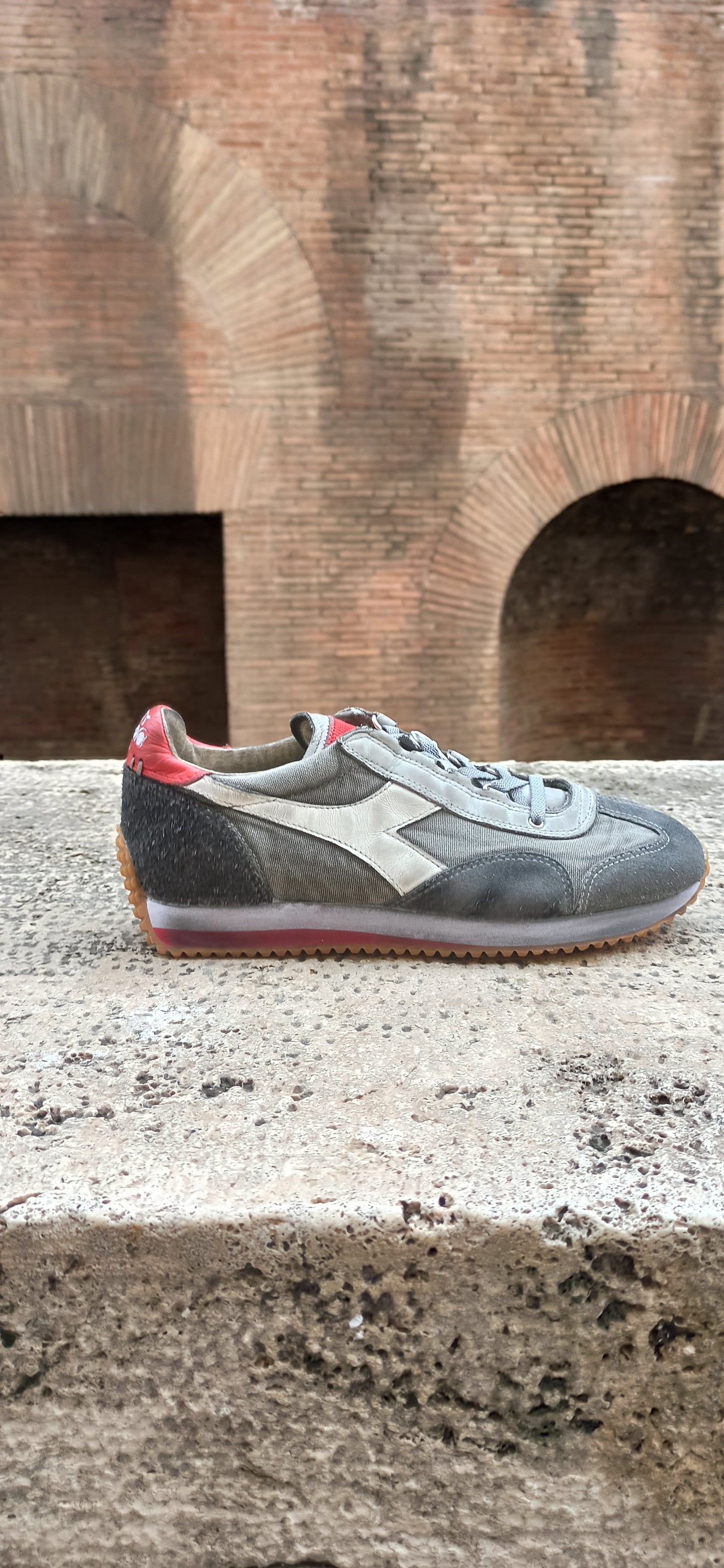 Diadora Heritage dirty Gray Down Blue