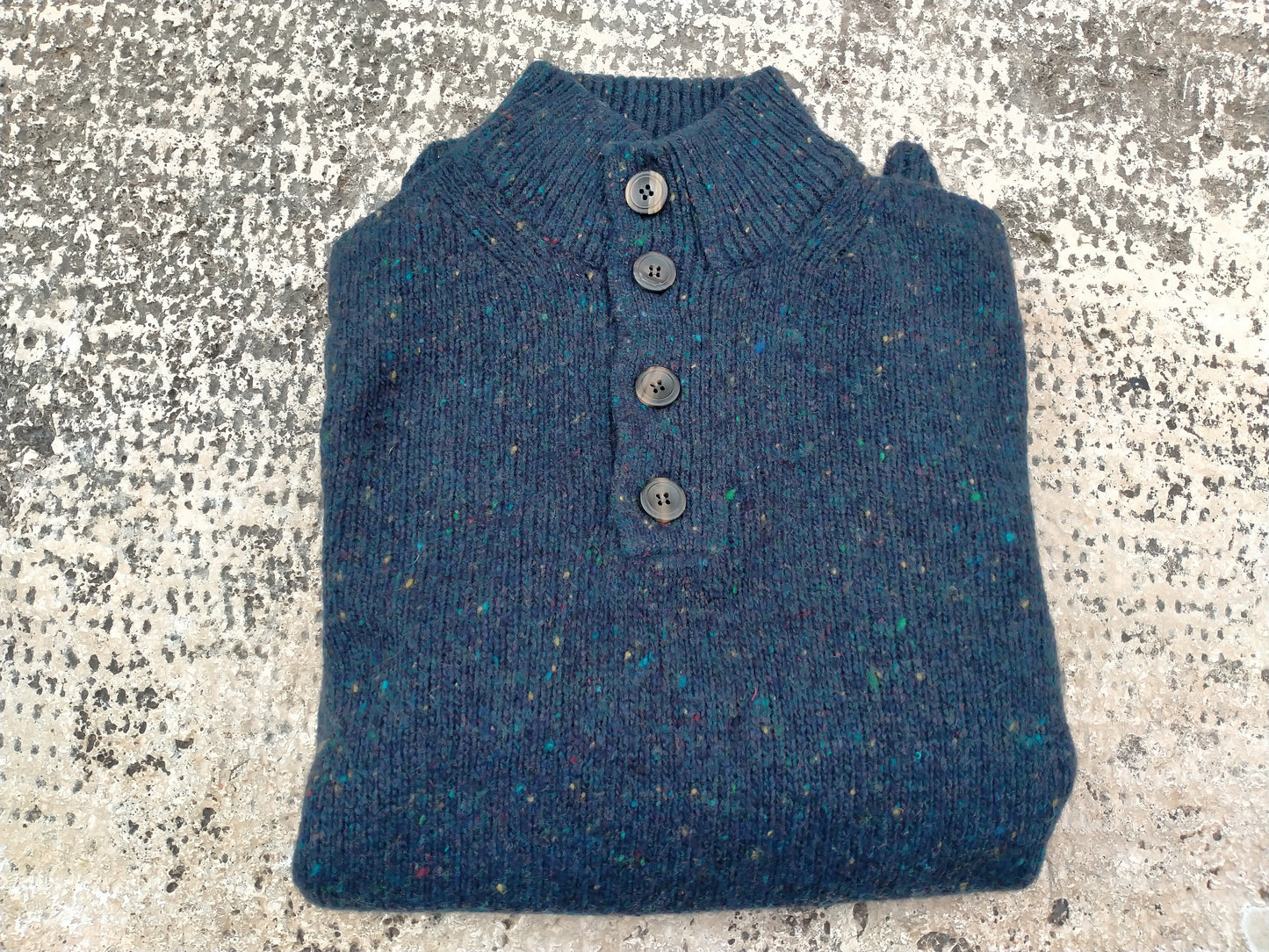 Pullover lupetto Donegal con bottoni Angelo Cenci